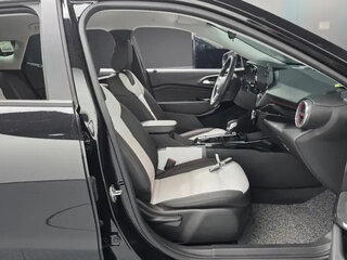 2025 Chevrolet Trax II, чёрный, 1700000 рублей, вид 4