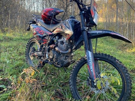 2025 Sycmmc 300, красный, 160000 рублей, вид 2
