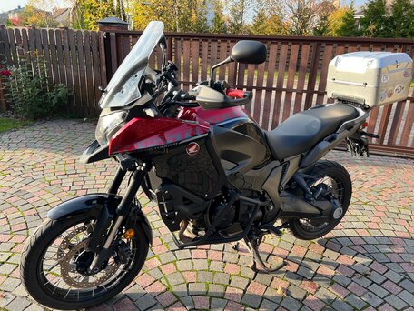 2017 Honda VFR 1200X (Crosstourer), пурпурный, 1090000 рублей, вид 1