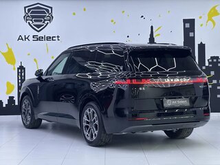 2026 Lynk & Co 900, чёрный, 7480000 рублей, вид 4