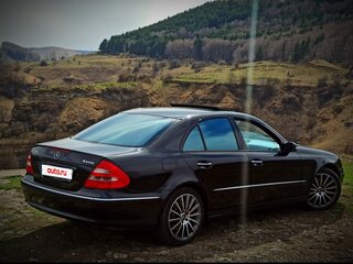 2006 Mercedes-Benz E-Класс 280 III (W211, S211), чёрный, 930000 рублей, вид 4
