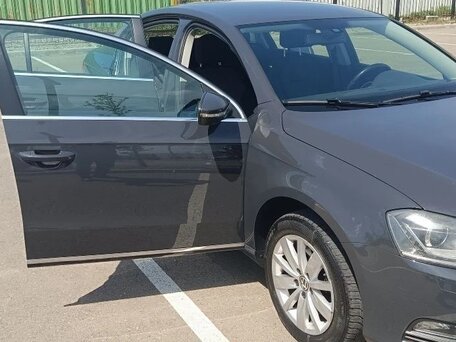 2013 Volkswagen Passat B7, серый, 1250000 рублей, вид 4