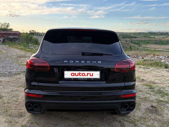 2017 Porsche Cayenne Diesel II Рестайлинг (958), чёрный, 5345000 рублей - вид 6