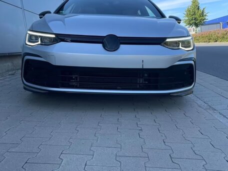 2022 Volkswagen Golf VIII, серебристый, 2790000 рублей, вид 2