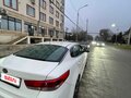 2019 Kia Optima IV Рестайлинг, белый, 1100000 рублей - вид 9