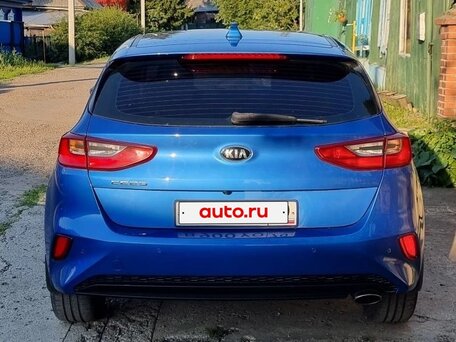 2018 Kia Ceed III, синий, 1650000 рублей, вид 5
