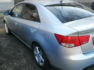2012 Kia Cerato 6-speed II, серебристый, 745000 рублей, вид 5