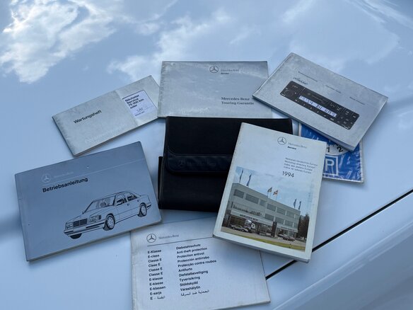 1994 Mercedes-Benz E-Класс 220 I (W124), белый, 1700000 рублей - вид 27