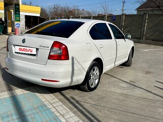 2012 Skoda Octavia II (A5) Рестайлинг, белый, 850000 рублей, вид 5