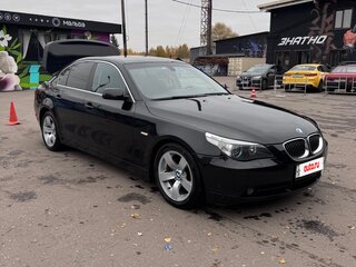 2006 BMW 5 серии 525i V (E60/E61), чёрный, 900000 рублей, вид 2