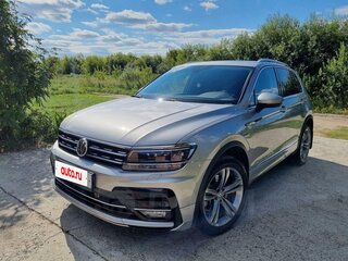 2019 Volkswagen Tiguan II, серебристый, 3850000 рублей, вид 2