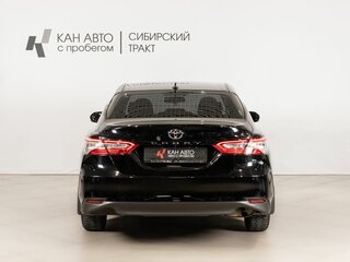 2021 Toyota Camry VIII (XV70), чёрный, 2265000 рублей, вид 4