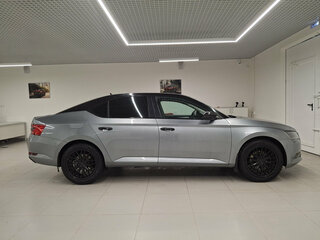 2016 Skoda Superb III, серебристый, 1530000 рублей, вид 4