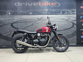 2016 Triumph Street Twin, красный, 639000 рублей, вид 1