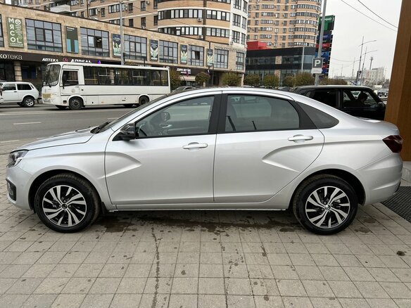 2026 Lada (ВАЗ) Vesta I Рестайлинг (NG), серебристый, 2035000 рублей - вид 8