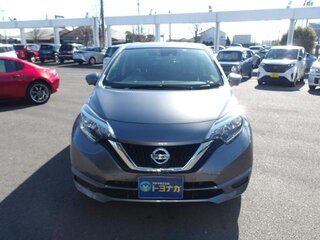 2020 Nissan Note II Рестайлинг, серый, 860000 рублей, вид 2
