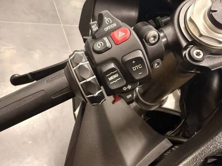 2025 BMW S 1000 RR, чёрный, 3200000 рублей, вид 5