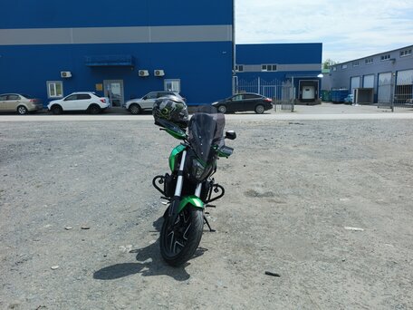 2024 Bajaj Dominar 400, зелёный, 390000 рублей, вид 4