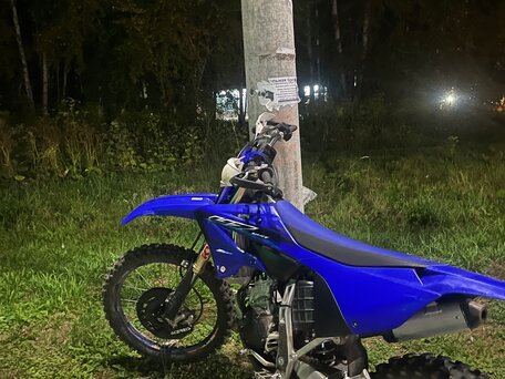 2023 Yamaha YZ125, синий, 700000 рублей, вид 2