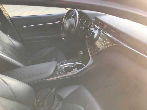 2018 Toyota Camry VIII (XV70), чёрный, 2965000 рублей - вид 10