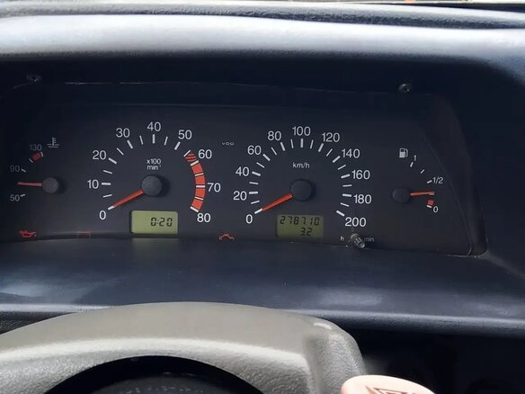 2007 Lada (ВАЗ) 2115, серебристый, 230000 рублей - вид 3
