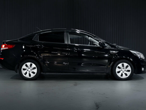2015 Kia Rio III Рестайлинг, чёрный, 900000 рублей - вид 7