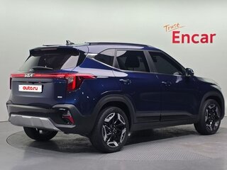 2024 Kia Seltos I Рестайлинг, синий, 3350000 рублей, вид 3