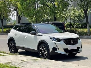 2022 Peugeot 2008 II, белый, 1240000 рублей, вид 2