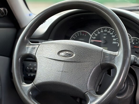 2008 Lada (ВАЗ) Priora I, серебристый, 165000 рублей - вид 9