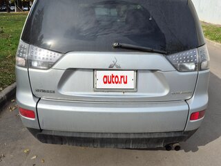 2008 Mitsubishi Outlander II, серебристый, 600000 рублей, вид 4