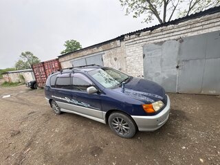 1996 Toyota Ipsum I (M10), синий, 390000 рублей, вид 2