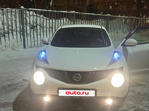 2014 Nissan Juke I, белый, 1240000 рублей
