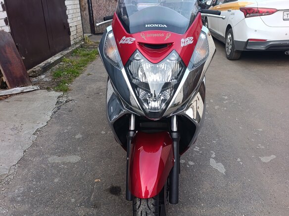 2005 Honda Silver Wing 400, красный, 300000 рублей - вид 10