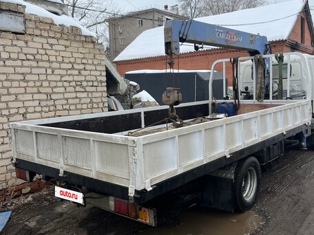 2001 Nissan Atlas, белый, 3600000 рублей, вид 4