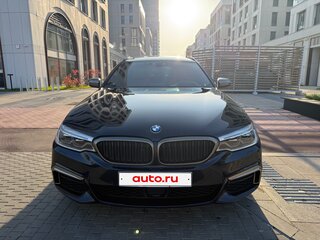 2019 BMW 5 серии 530d xDrive VII (G30/G31/G38), чёрный, 3850000 рублей, вид 2