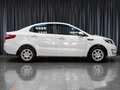 2014 Kia Rio 6-speed III, белый - вид 4