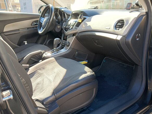 2012 Chevrolet Cruze I, чёрный, 750000 рублей - вид 23