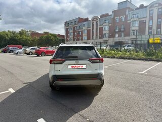2019 Toyota RAV4 V (XA50), белый, 2750000 рублей, вид 5
