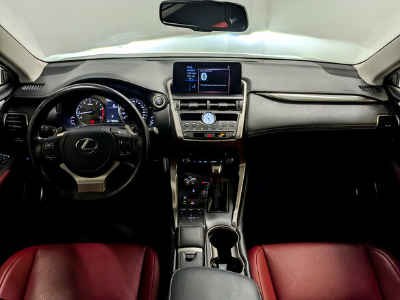 2021 Lexus NX 300 I Рестайлинг, серый, 3970000 рублей - вид 14