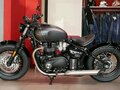 2024 Triumph Bonneville Bobber, серый, 1840000 рублей - вид 6
