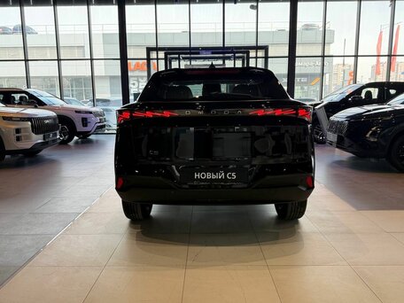2026 Omoda C5 II, чёрный, 2699000 рублей, вид 4