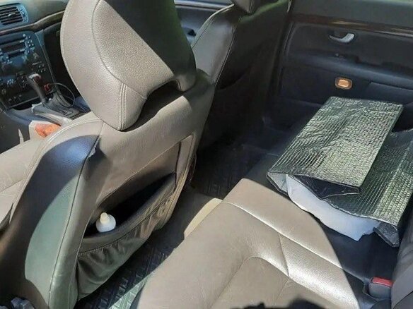 2003 Volvo S80 I Рестайлинг, золотистый, 850000 рублей - вид 11