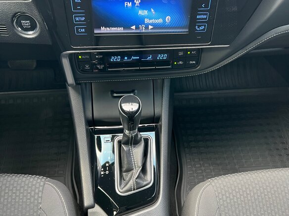 2018 Toyota Corolla XI (E160, E170, E180) Рестайлинг 1, белый - вид 27