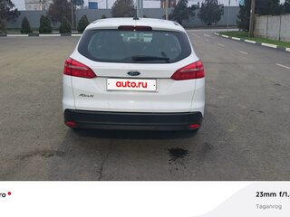 2017 Ford Focus III Рестайлинг, белый, 1100000 рублей, вид 5