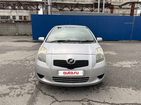 2006 Toyota Vitz II (XP90), серый, 429000 рублей, вид 2