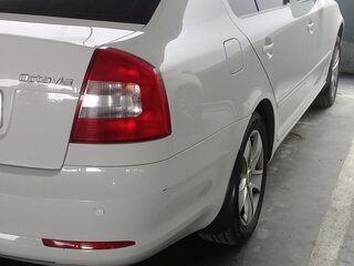 2013 Skoda Octavia II (A5) Рестайлинг, белый, 700000 рублей, вид 4