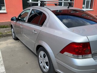 2011 Opel Astra H Рестайлинг, серебристый, 690000 рублей, вид 5