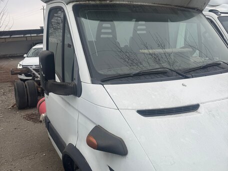 2003 Iveco Daily, белый, 682000 рублей, вид 4