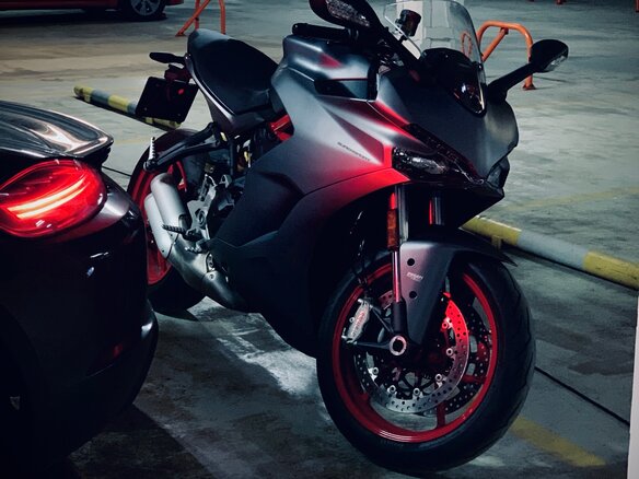 2019 Ducati Supersport, серый, 950000 рублей - вид 9