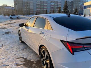 2020 Hyundai Avante VII, белый, 2500000 рублей, вид 4